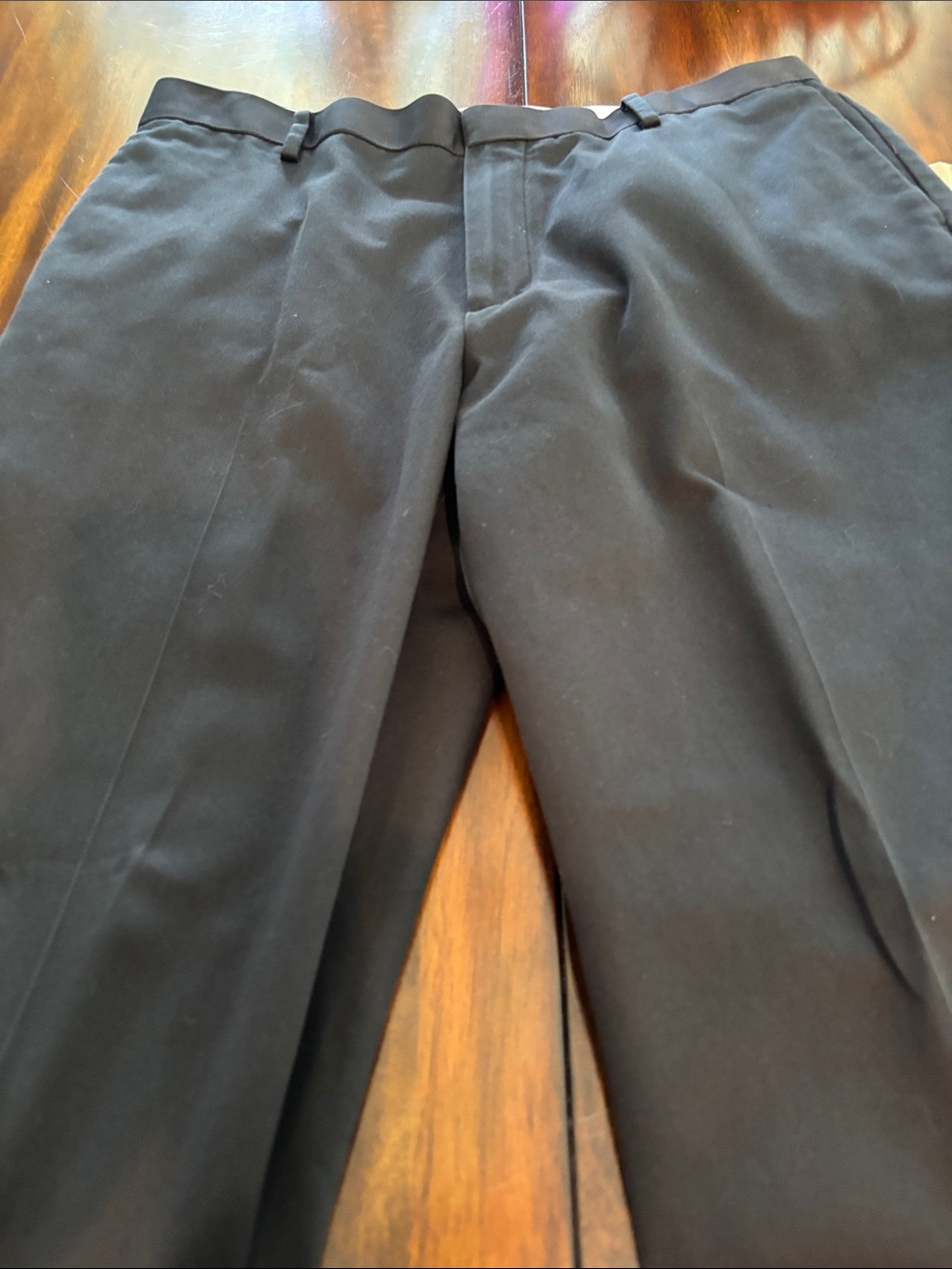 Dockers Men's Chinos in Navy and Khaki - Picture 10 of 10
